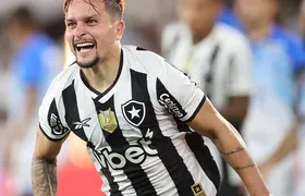Botafogo mantém tática e não tem dificuldades, mesmo com reservas, de largar em vantagem na Copa do Brasil