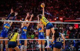 Brasil perde para a Itália e fica fora da final do Mundial de vôlei feminino