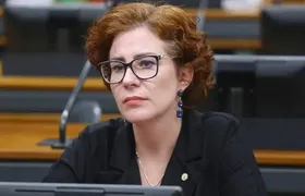 Brasileira que deu abrigo para Carla Zambelli será investigada na Itália