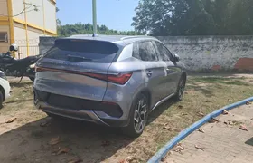 Carro alugado pela vice-prefeita de Niterói é roubado em São Gonçalo