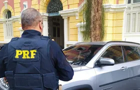 Carro roubado há quase um ano é recuperado na Ponte Rio-Niterói