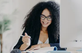 Coletivo Escritoras Vivas lança 2ª temporada de Oficinas Literárias gratuitas para mulheres de São Gonçalo