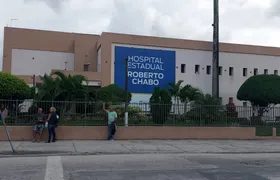 Colisão entre carro e moto deixa casal ferido na RJ-106