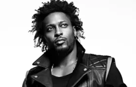 D'Angelo, ícone do R&B e vencedor de quatro Grammys, morre aos 51 anos
