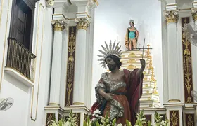 Dezenas de fiéis celebram o Dia de São João Batista, padroeiro de Niterói