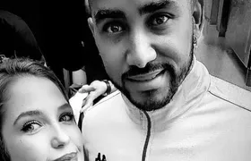 Dimitri Payet vira réu por violência psicológica contra a advogada Larissa Ferrari