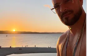 Diogo Nogueira surge com novo visual e impressiona fãs: 'Quase não reconheci'