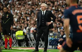 Durante coletiva, Carlo Ancelotti confirma acerto com a Seleção Brasileira