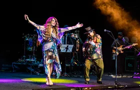 Elba Ramalho e Geraldo Azevedo se apresentam em outubro na Praia de São Francisco
