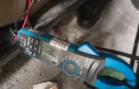 Enel Rio remove 'gatos' de energia em estabelecimentos comerciais de São Gonçalo
