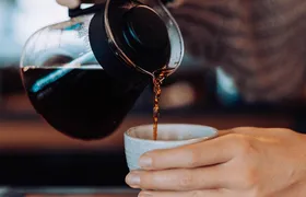 Fake News: Governo federal e Anvisa negam contaminação de café com metanol