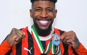 Flamengo acerta a contratação do lateral-direito Emerson Royal
