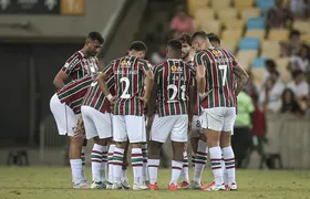 Flu antecipa viagem para Curitiba para treinar no sintético antes de duelo contra o Athletico-PR