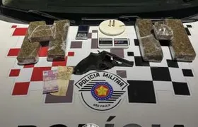 Foragido da Justiça de Ubatuba/SP, é preso quando desembarcava em um cais em Paraty, interior do RJ