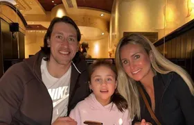 Goleiro Cássio desabafa sobre dificuldade para encontrar escola para a filha; "ela não é aceita"