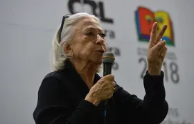 Guinness premia Fernanda Montenegro por recorde de público em leitura