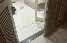 Homem com 11 anotações criminais é preso após furtar Subprefeitura de Niterói