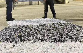 Idosa é presa com 11 mil pinos do cocaína escondidos no porta-malas de carro