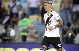 Improvisado, Puma dá 'conta do recado' e ganha pontos com Diniz no Vasco