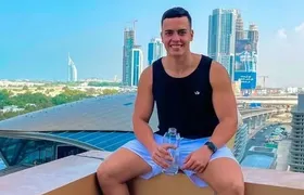 Influenciador que atropelou e matou homem que tinha acabado de casar se entrega à Polícia