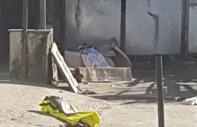 Jovem é morto por bala perdida em passarela de Thomaz Coelho