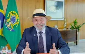 Lula faz exames de imagem da cabeça e está liberado para viagens