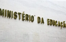MEC libera acúmulo de benefícios para estudantes de graduação