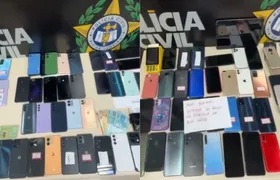 Mais de 300 celulares com registros de roubo são apreendidos no Rio