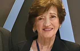 Morre Eva Amóra, diretora do jornal 'A Tribuna', aos 84 anos