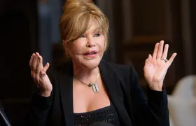 Morre Jocelyn Wildenstein, socialite conhecida como ‘Mulher-Gato’