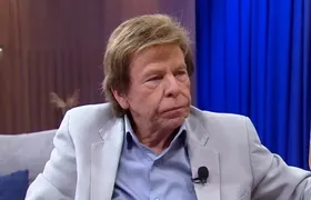 Nelson Rubens é afastado da RedeTV após denúncias de assédio