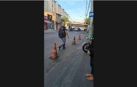 Ônibus é sequestrado e usado como barricada na Zona Norte do Rio