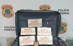 PF prende homem por tráfico no Galeão