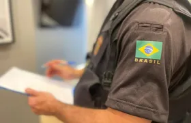 PF prende investigado por esquema de venda de diplomas falsos