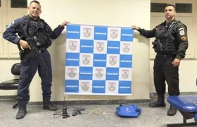 PM apreende drogas e simulacro de arma durante patrulhamento no Cantagalo, em Niterói