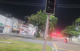 PM prende homem em flagrante por furto de cabos de semáforo em Niterói