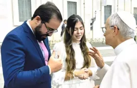 Papa Leão XIV: Casal brasileiro é um dos primeiros a receber bênção do novo pontífice