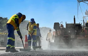 Parte do trecho 2 do MUVI, em São Gonçalo, recebe pavimentação