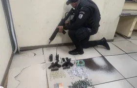 Patrulhamento da UPP no Morro dos Macacos termina com prisão e apreensão de armas e droga