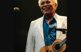 Paulinho da Viola, aos 82 anos, é internado no Rio para retirada de cisto