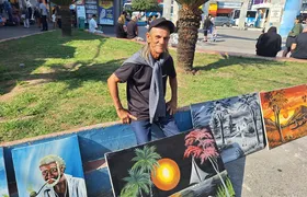 Pintor pernambucano faz sucesso com quadros e retratos em São Gonçalo