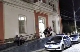 Polícia prende criminoso apreende fuzil na Região dos Lagos