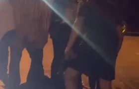 Policial militar dispara arma durante briga e acerta amigo por engano em Niterói