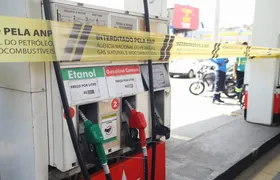 Posto de gasolina clandestino é interditado no Colubandê