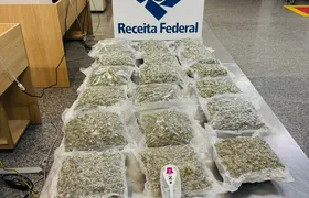 Receita Federal apreende 9 kg de skunk com passageiro no Aeroporto do Galeão