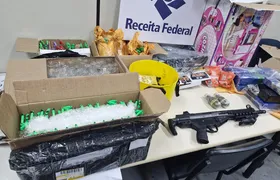 Receita apreende granadas, simulacro de arma e mais de R$ 1 milhão em drogas no Rio