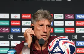 Renato Gaúcho muda e ganha destaque no Fluminense por diferentes escalações