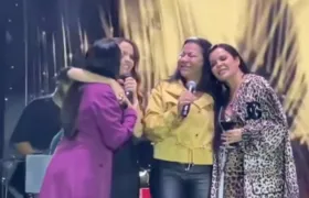 Tudo em paz: Após desentendimento, Maiara e Maraisa cantam com mãe de Marília Mendonça
