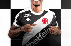 Vasco anuncia meia Tchê Tchê como primeiro reforço para 2025