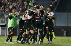 Vasco encara o São Paulo, fora de casa, para se afastar do Z4 do Brasileirão